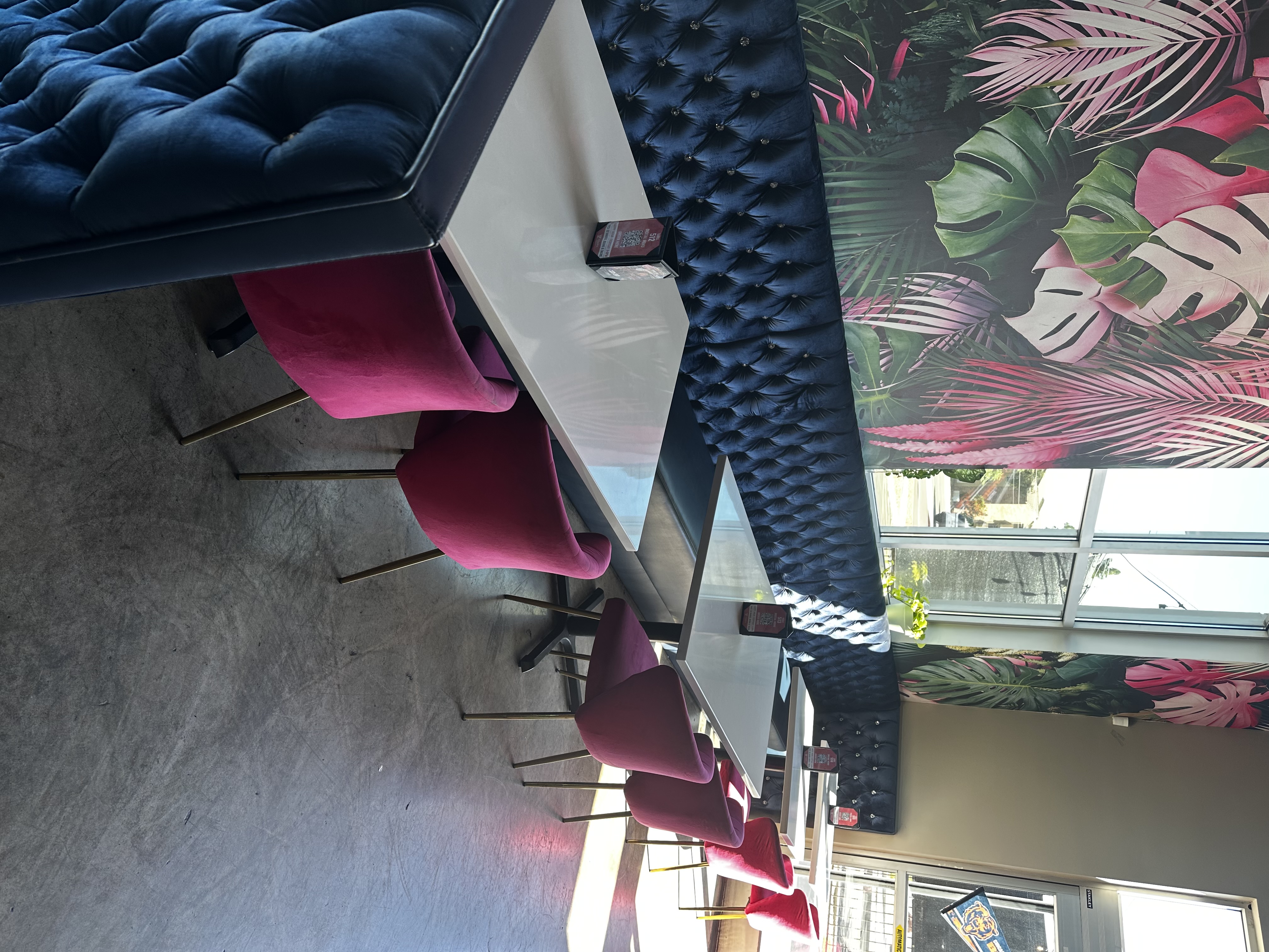 Flamingo Lounge
