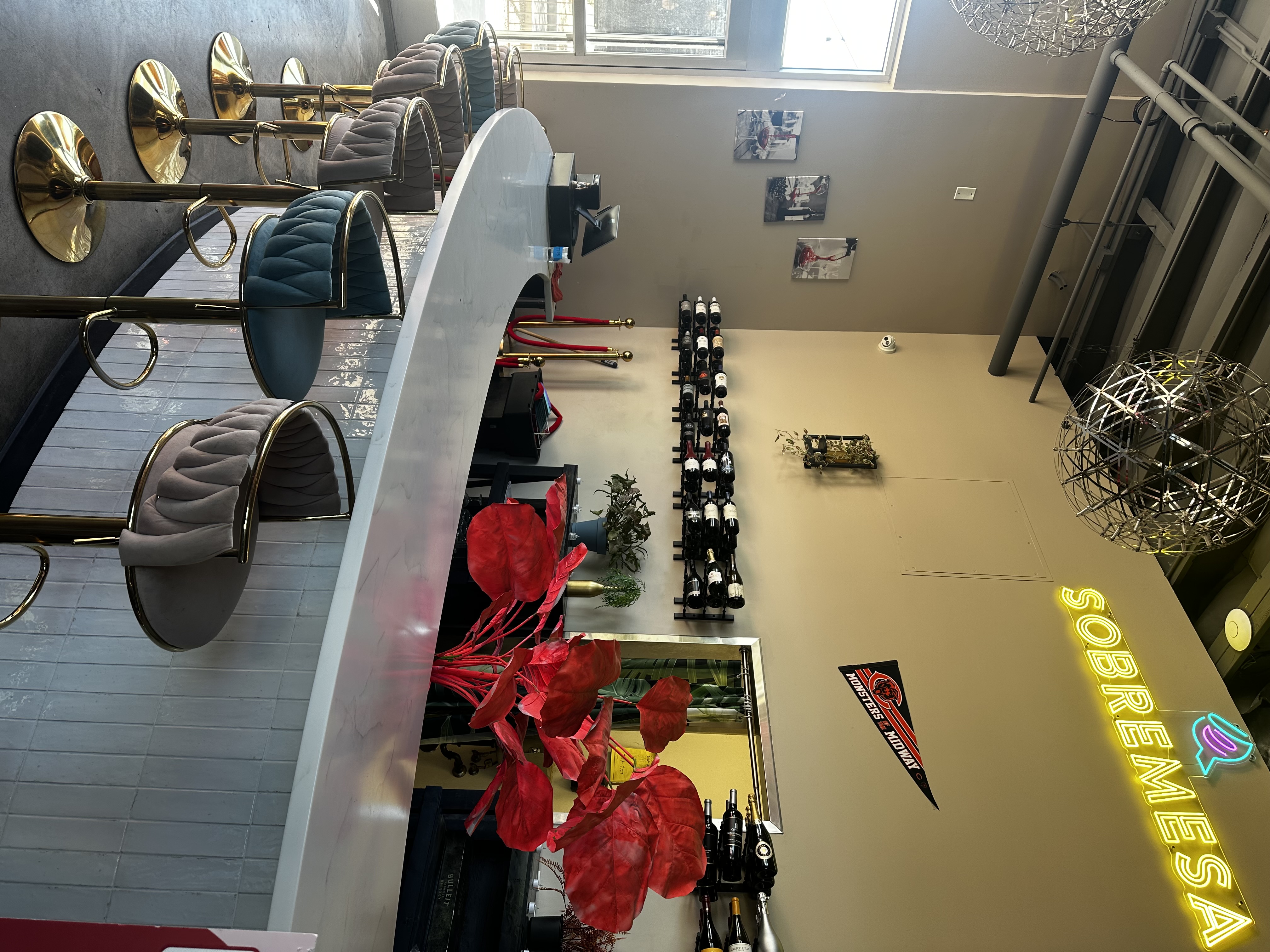 Flamingo Lounge — Banquette